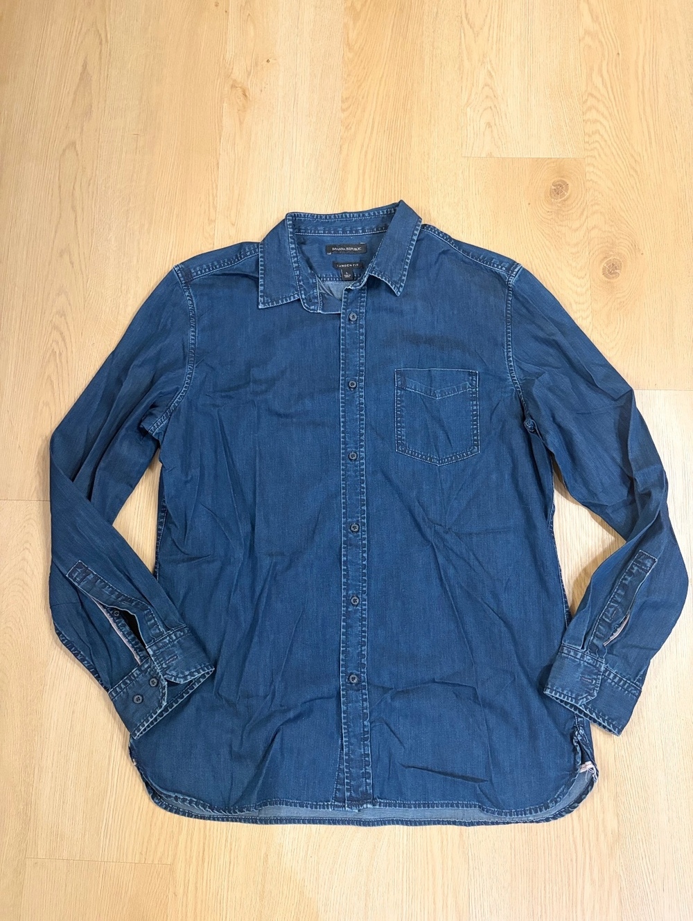 Men’s Banana Republic Camden Fit Denim Shirt Blue Size Large